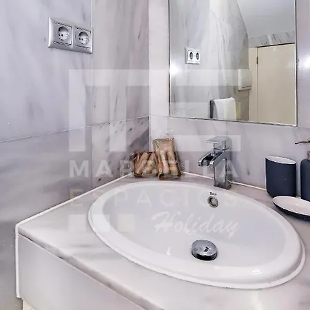 Апартаменти House 133 Second Line