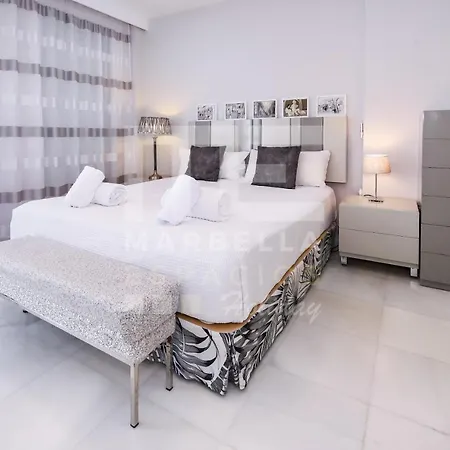 House 133 Second Line アパート