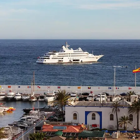 House 133 Second Line アパート